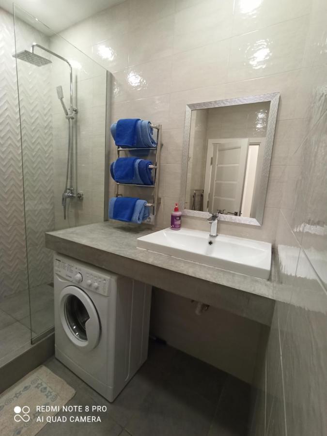 Самостоятельная Квартира Apartment Odessa Ngoại thất bức ảnh