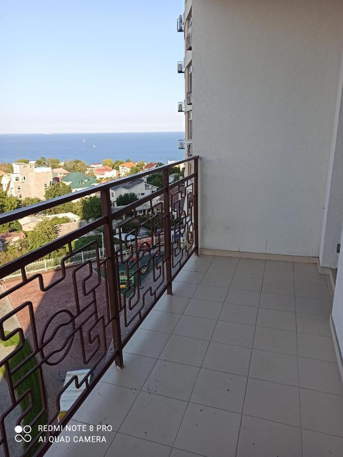 Самостоятельная Квартира Apartment Odessa Ngoại thất bức ảnh
